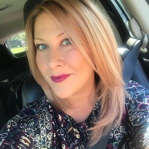 Meet your Posher, Molly